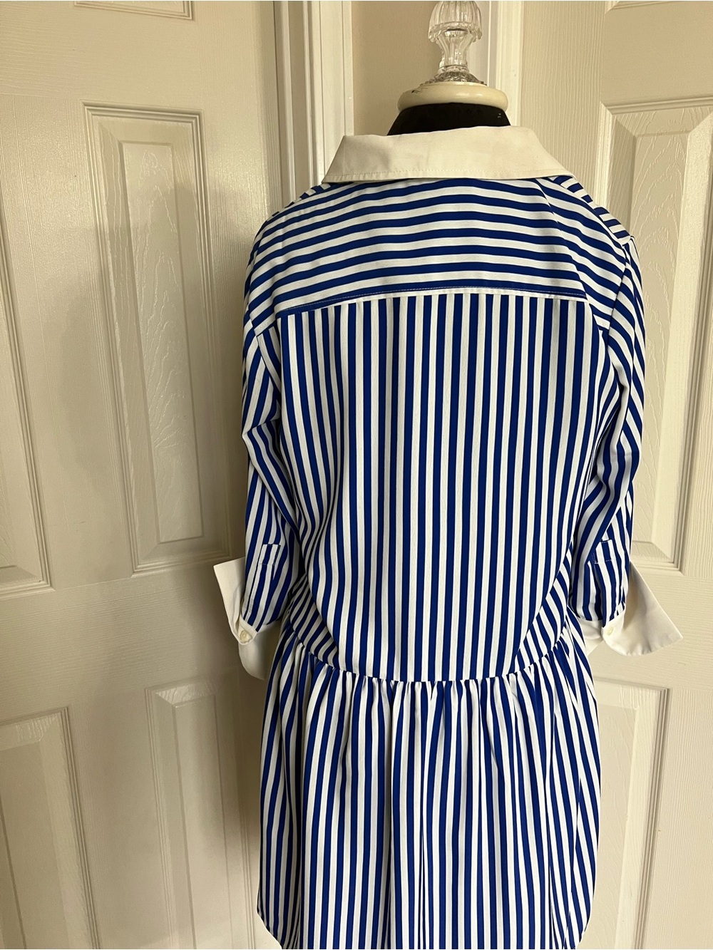 Tuckernuck Hayes Mini Drop-Waist Shirtdress Womens Size M blue white POCKETS! - Picture 8 of 9